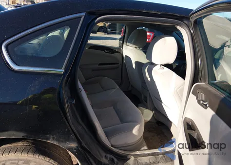 2010 Chevrolet Impala Ls из США, поврежденный, VIN 2G1WA5EK8A1161256